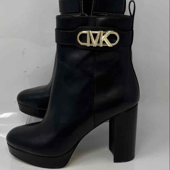 Michael Kors Black LEATHER Zip Platform Ankle Boots Sz 9.5M- WORN ONCE - Picture 1 of 8